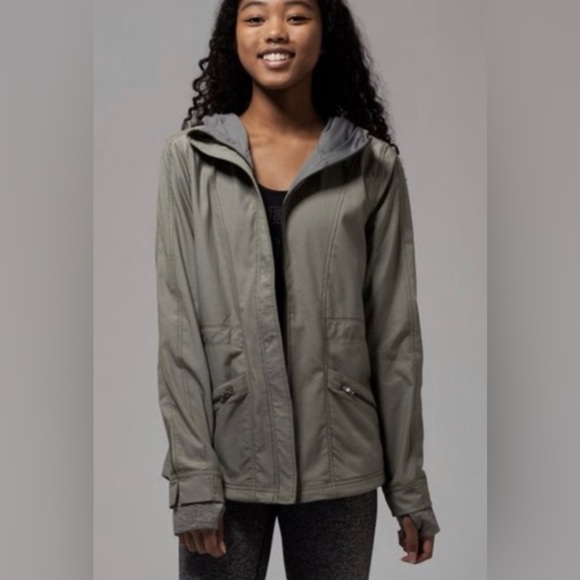 Lululemon Ivivva Shine Your Inner Light On the Go Jacket size 12 - Picture 10 of 11